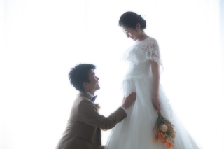 Q&A「ウェディングドレスを着て、マタニティフォトができますか」