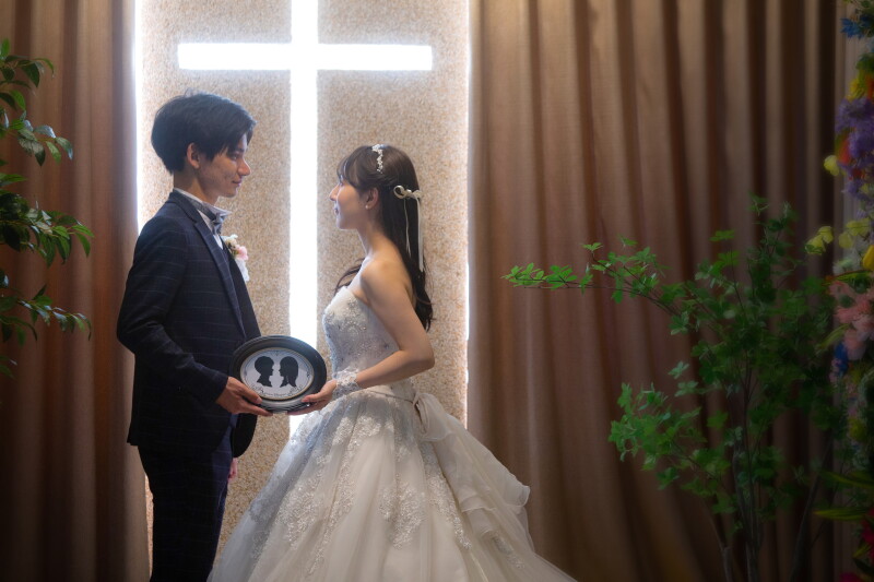 なぜ花嫁は白をまとうのか