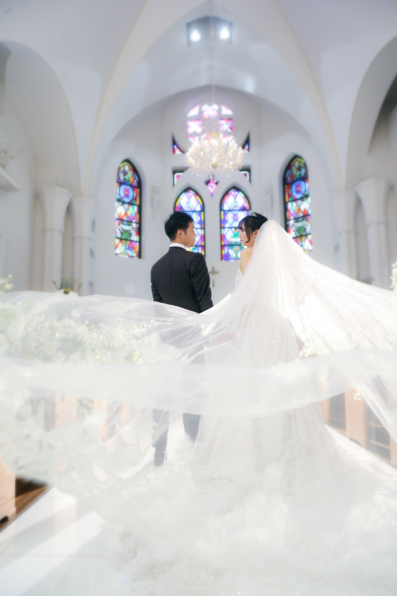花嫁を包むベールの由来とは