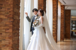 ドレス姿をより美しく魅せるための「花嫁の姿勢」