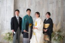 Q&A「記念に家族もフォーマルな格好で撮影したいのですが可能ですか」