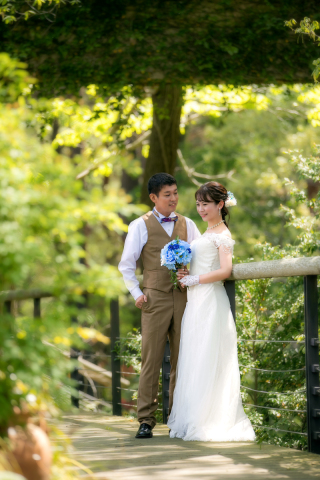 ドレス姿をより美しく魅せるための「花嫁の姿勢」