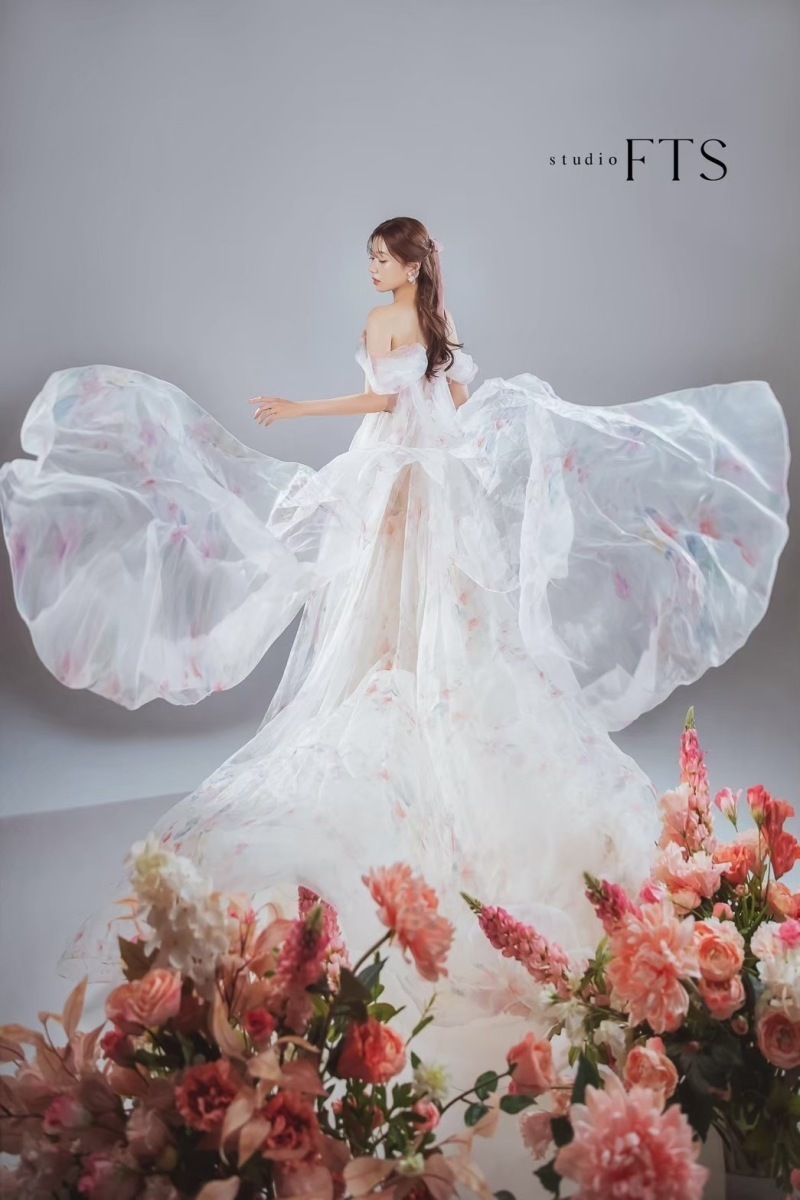 ピンクドレス集めました♡