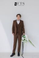 ご新郎様のソロショットの紹介