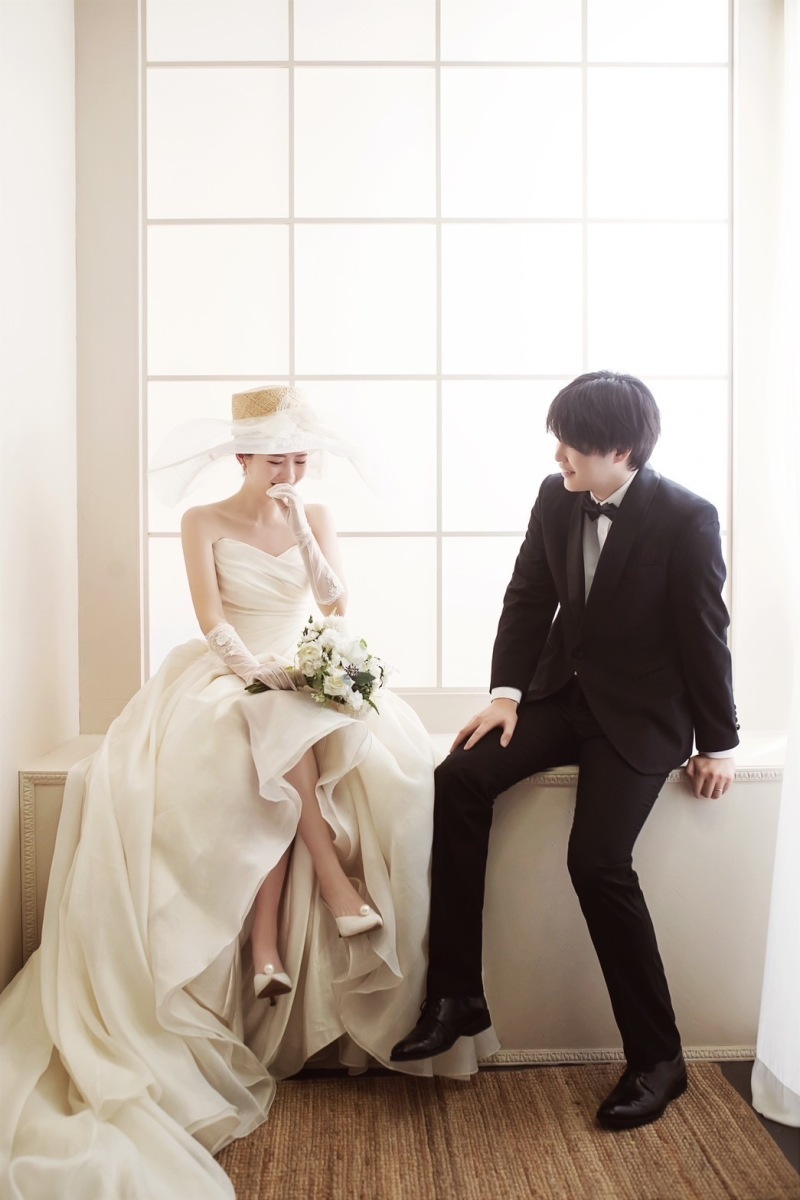 【帽子xウェディングドレス】