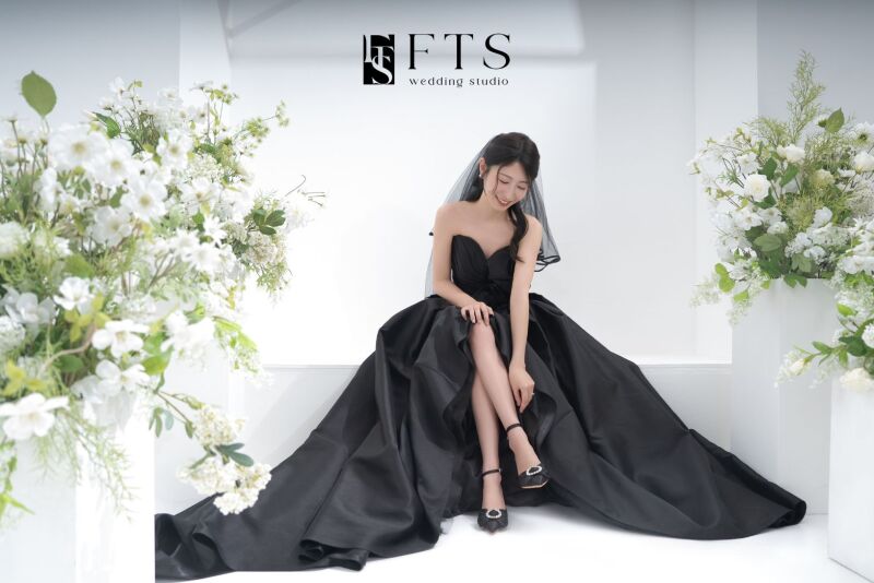 FTS黒ドレス紹介★