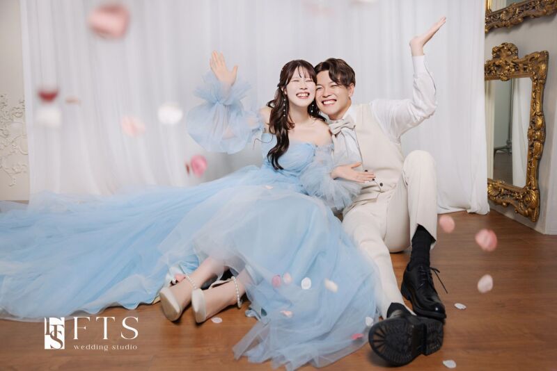 カラードレスのご紹介^^