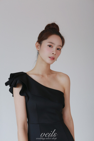 新作カラードレスのご紹介です！