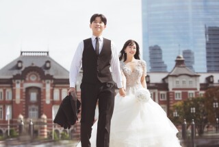 お昼の東京駅で撮影できるお写真のご紹介