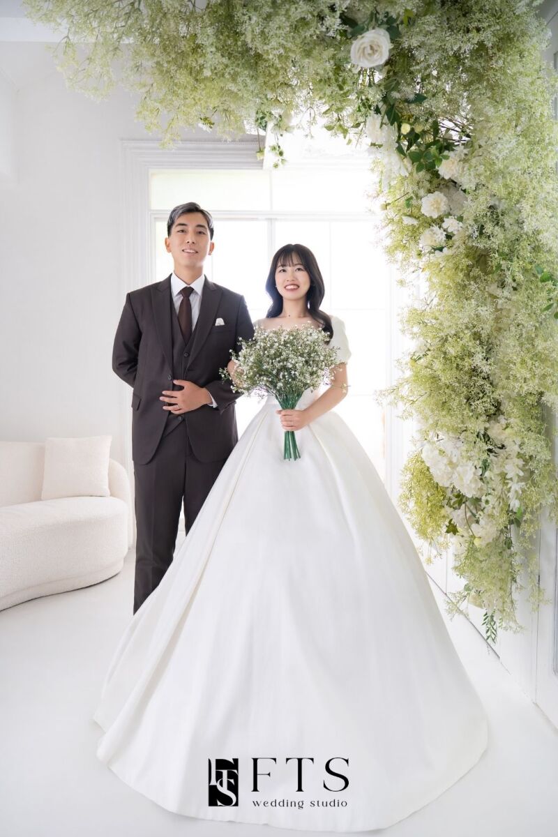 レタッチデータ