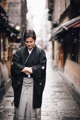 新郎様もこだわりの装いで