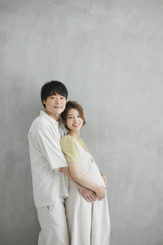 ナチュラルな笑顔のファミリーフォト