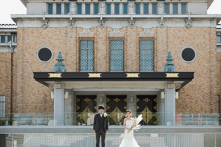 雨の日でも安心の施設を使ったロケーション