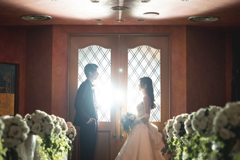 自然に囲まれた【森のチャペル】