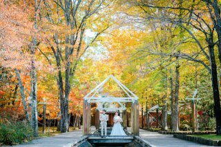 必見！！これ見たら絶対軽井沢での紅葉ウエディングフォトがしたくなる！！！！