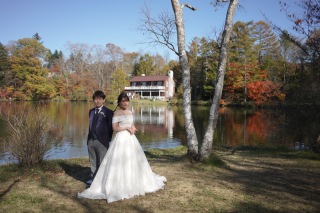 軽井沢タリアセンで彩る秋のウェディングフォト