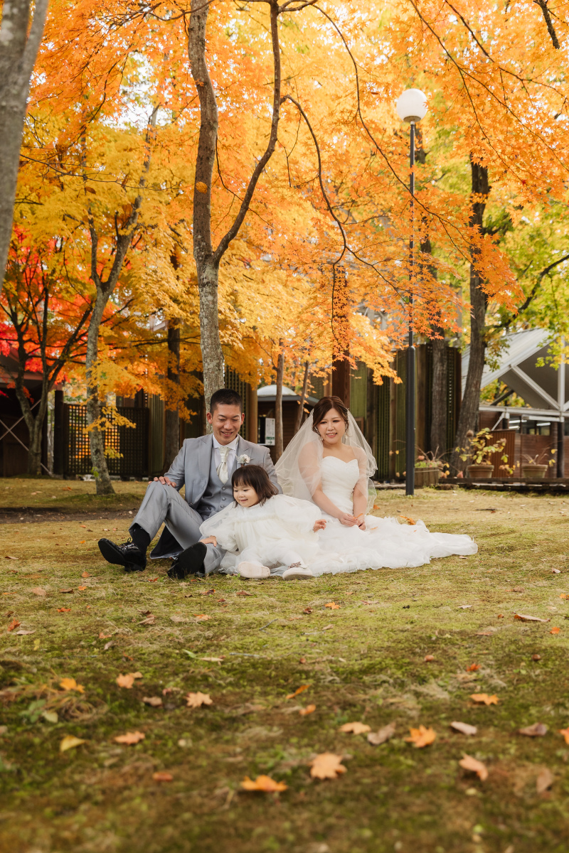 紅葉彩るタリアセンで家族フォト