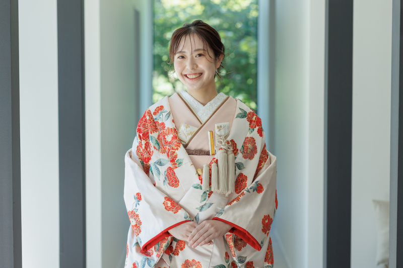 【色打掛2選】華やか派？やさしい派？花嫁印象の違いをご紹介。