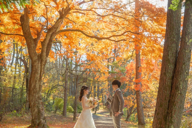 秋はチャペル+紅葉ロケーションが選ばれる!