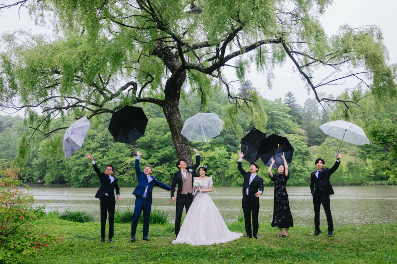 雨の日だからこそ美しい｜軽井沢フォトウェディングの魅力
