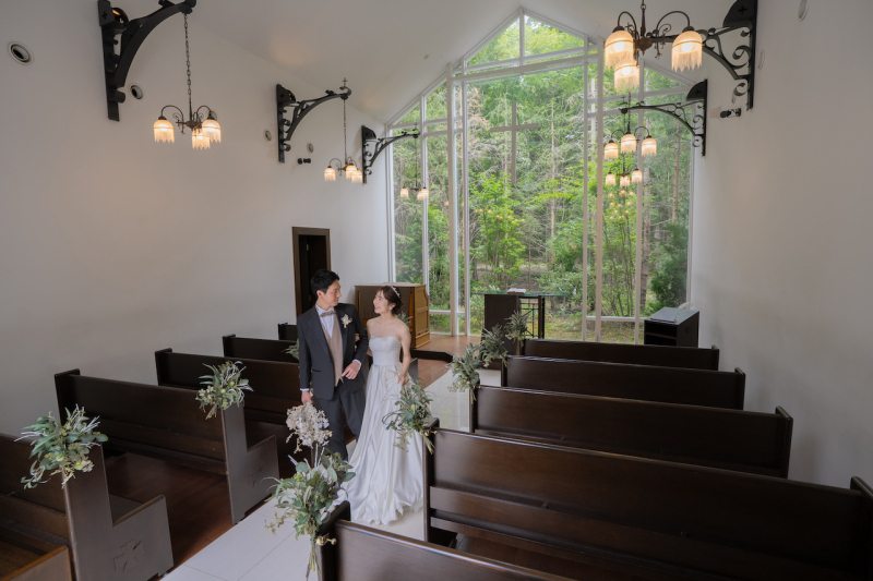 結婚式をしないふたりへ。軽井沢で残すフォトウェディング