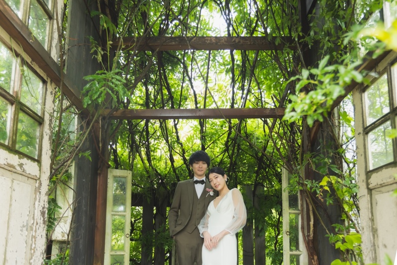 雨天も猛暑日も安心|GATE flower fieldで叶えるフォトウエディング