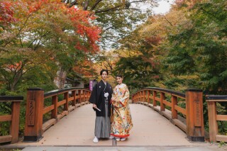 紅葉シーズンの予約はお早めに！