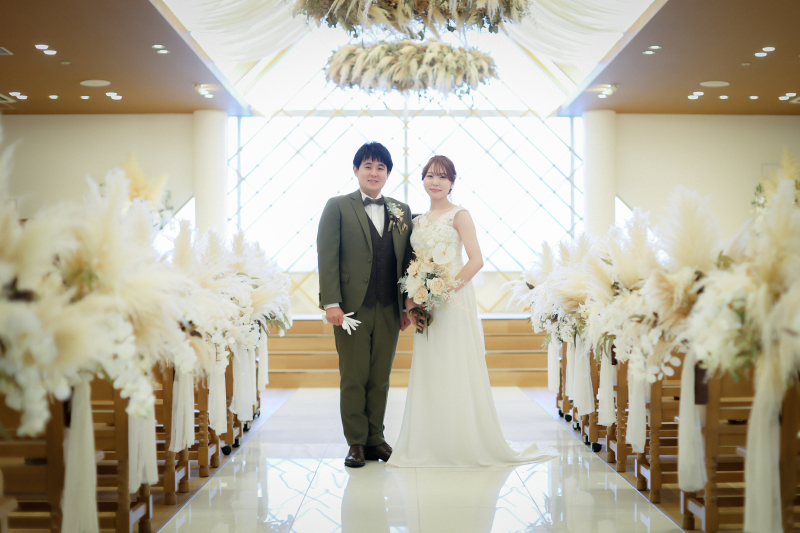 結婚式場のチャペルでフォトウェディング♩