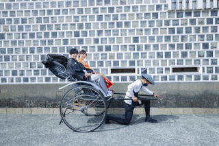 人力車発祥の日