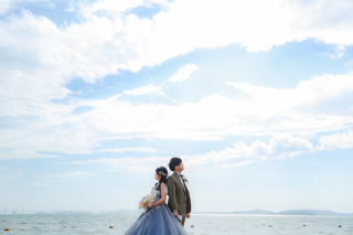 海ロケーションが素敵です✨