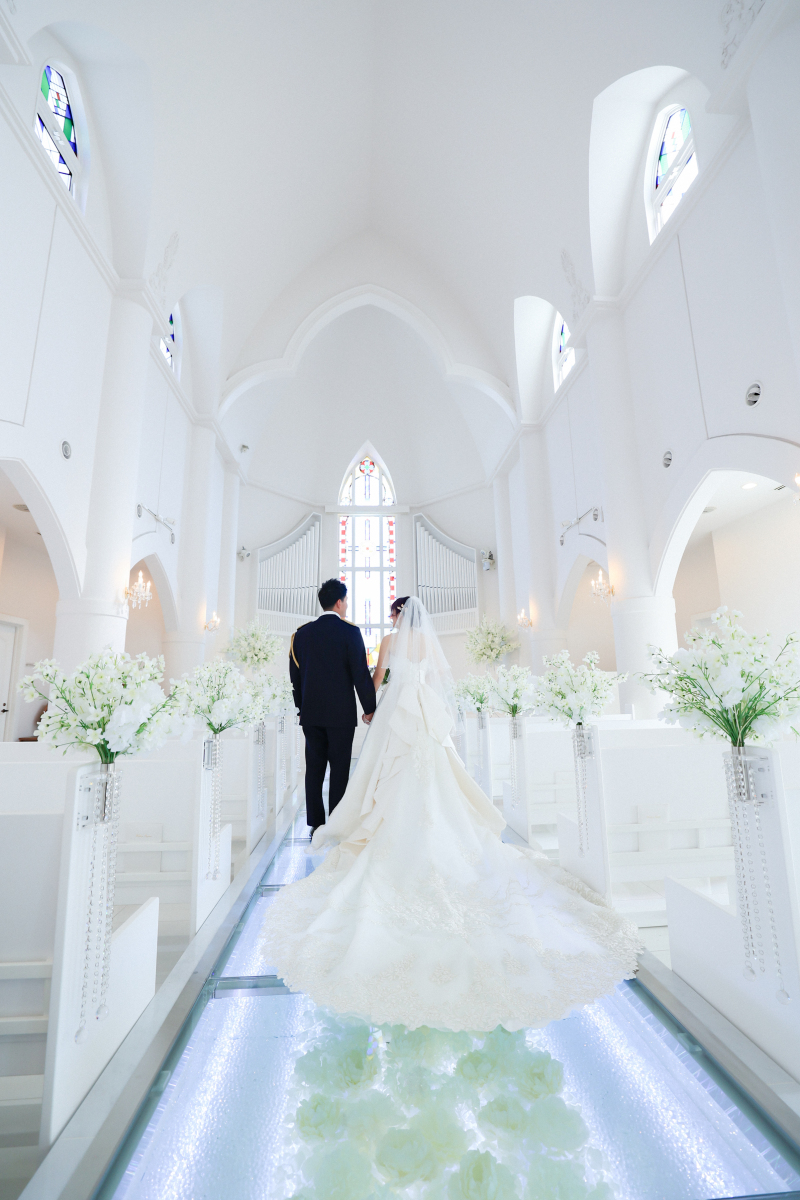 結婚式場のチャペルでフォトウェディング♩