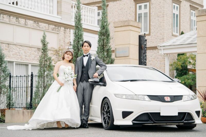 撮影アイデア♪|人気上昇中!お車と一緒にフォトウェディング♡