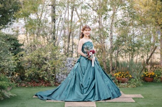 カラードレスPick Up！｜ブルベさん必見！ブルーグリーンのドレス☀