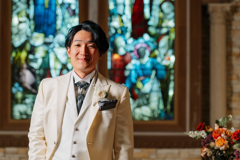 ご新郎様必見！｜タキシードの色のイメージを大公開!!