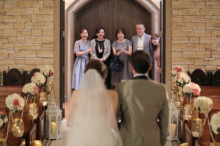 ご家族様からおふたりに撮影をプレゼント