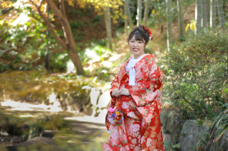 和装コーディネート紹介|目を引く♡真っ赤な打掛コーデ