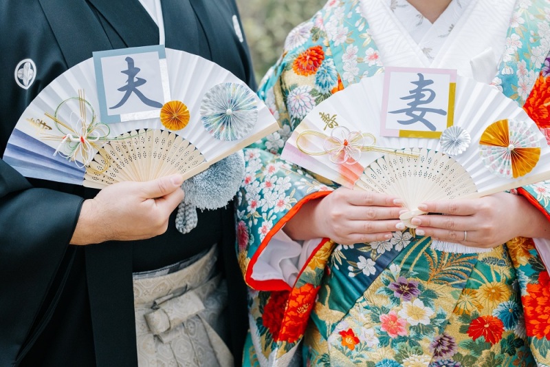 おふたりらしさを|お持ち込みアイテムを使う和装撮影テク4選!