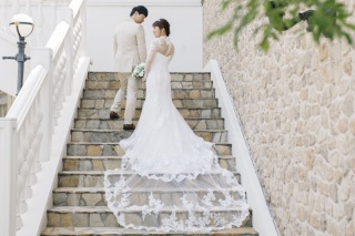 FLEURの魅力｜南フランスの邸宅をイメージした...外階段編