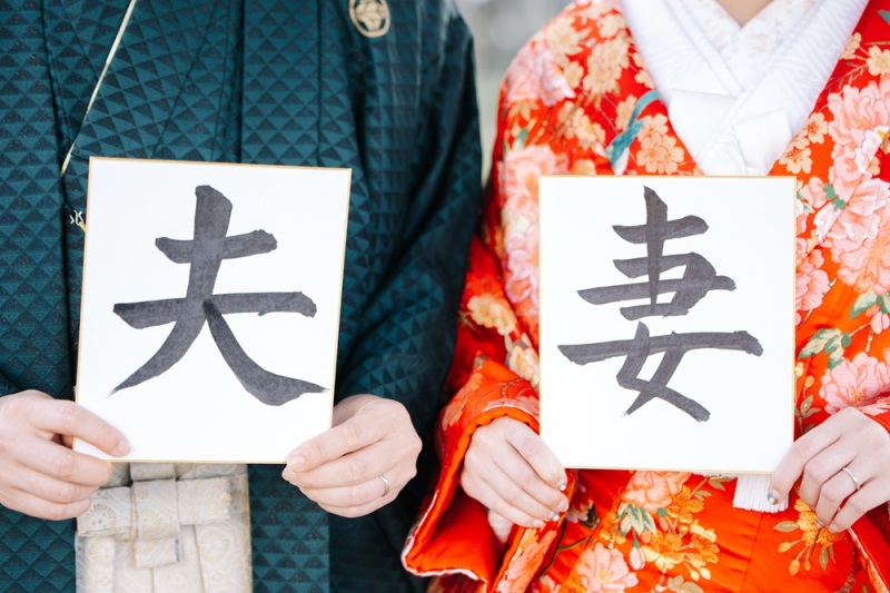 撮影アイデア♪｜お持ち込みアイテムを使用して、おふたりらしく♡