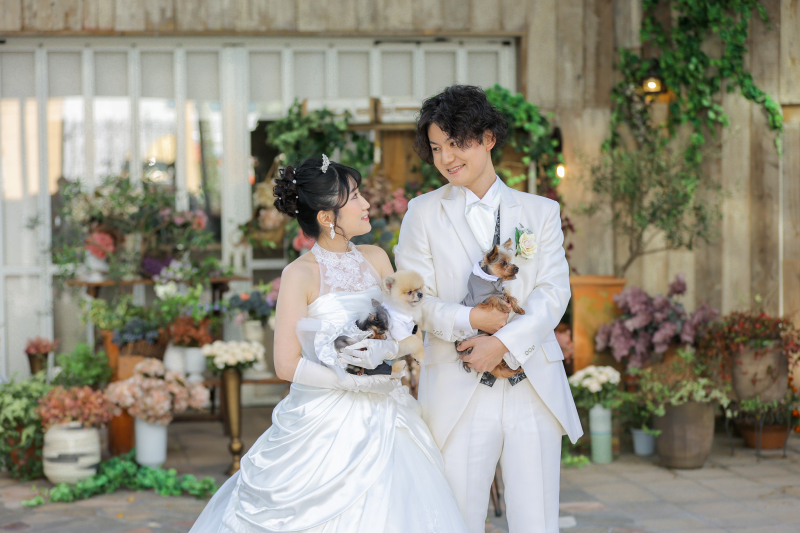 癒しフォトPick Up|ペットも家族の一員♡ワンちゃんとのフォトウェディング