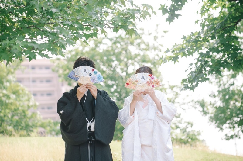撮影アイデア♪｜お持ち込みアイテムを使って～おふたりらしいフォトウェディングに～