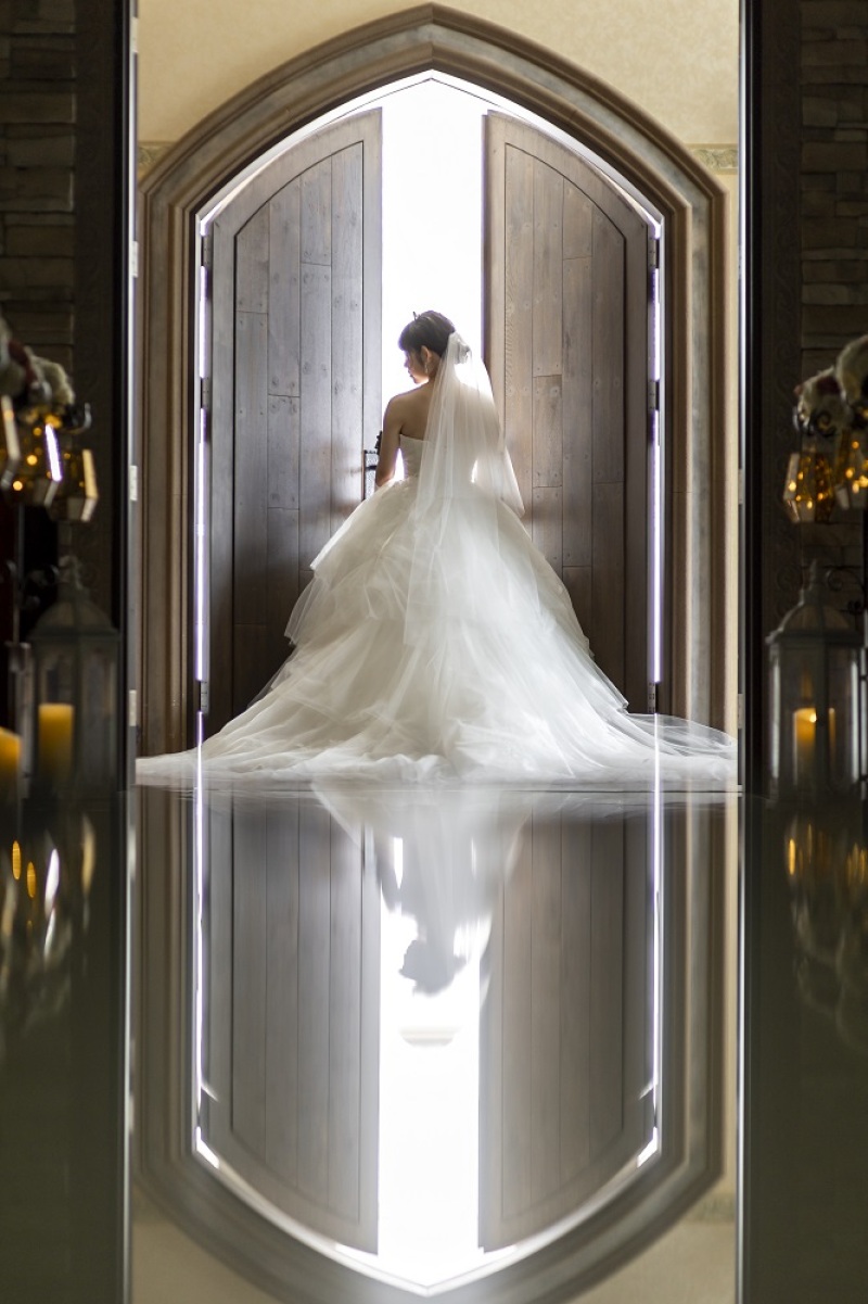 ステンドグラス輝く “チャペル”