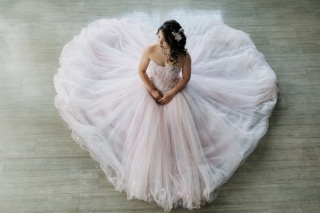 カラードレスPick Up!!｜ふんわり大人カワイイ♡淡いピンクドレス☀