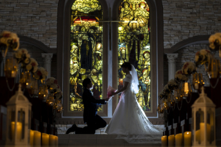 幻想的な雰囲気でのプロポーズショット