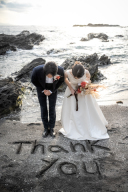 砂浜を生かして撮影　城ヶ島ロケーション撮影・ブライダル前撮り