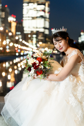 夜景での撮影 東京駅ロケーション撮影・ブライダル前撮り