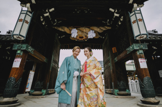 天満宮らしい大門での撮影!