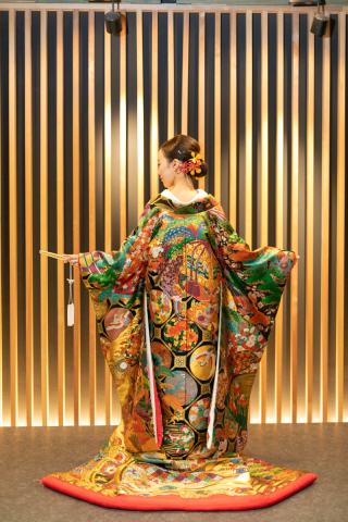 色打掛も多数ご用意しております♪