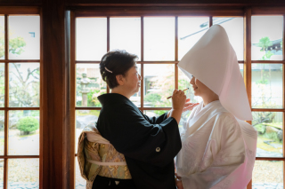 お母様から最後の身支度、、