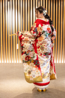 色鮮やかな色打掛で♪